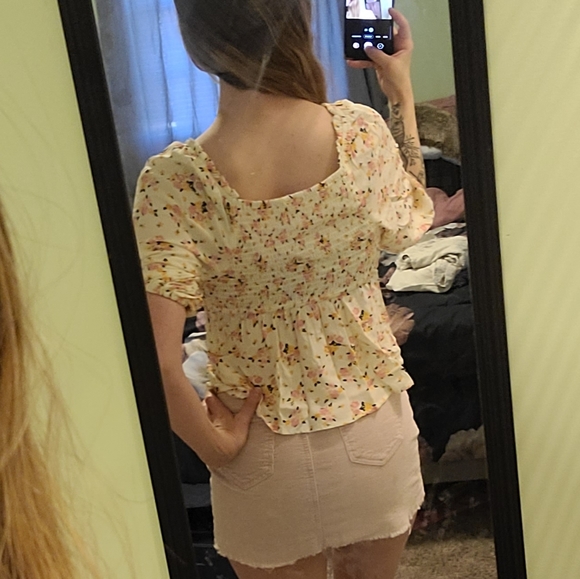 No Boundaries floral Shirt - Picture 8 of 8